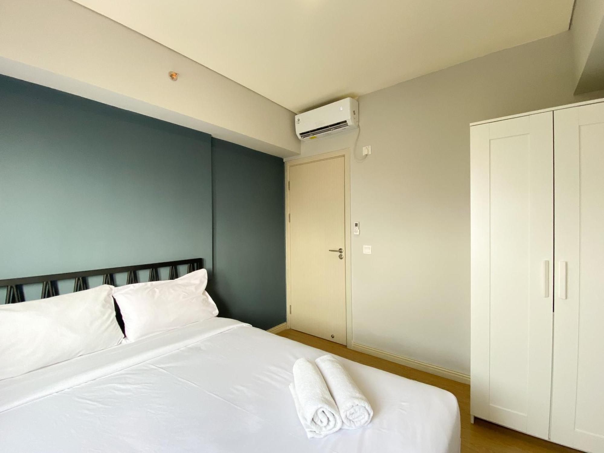 Comfort Stay And Simply 2Br At Meikarta Apartment By Travelio Cikarang Kültér fotó