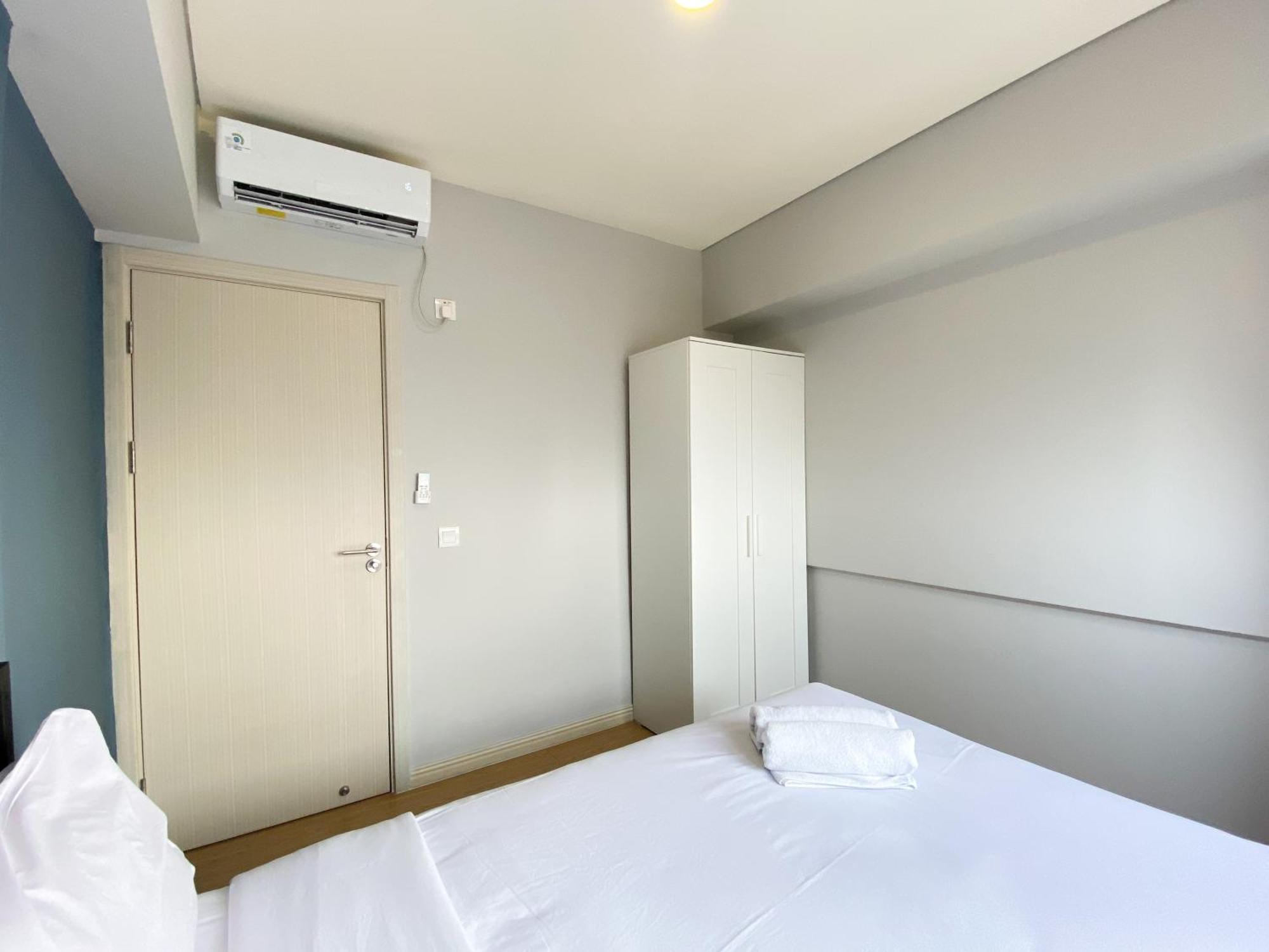 Comfort Stay And Simply 2Br At Meikarta Apartment By Travelio Cikarang Kültér fotó